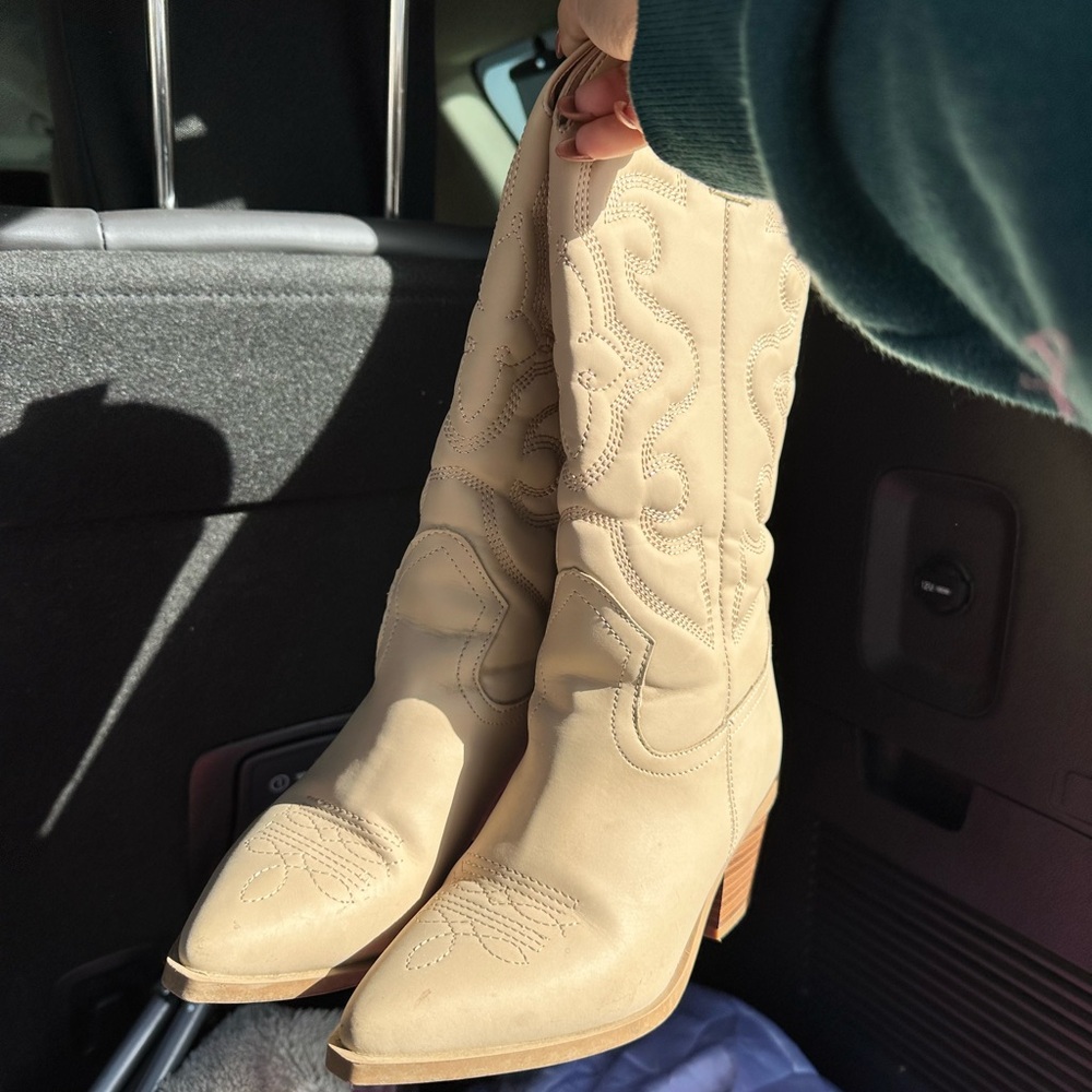 SHEIN WESTERN BOOTS